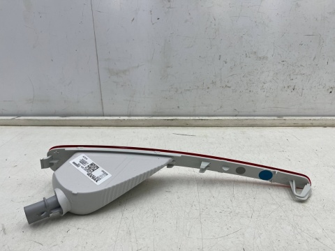 Lampa Volvo XC40 17r.- NOWA prawa tylna lampa przeciwmgielna w zderzak tylny oryginalna prawy tył 31656866