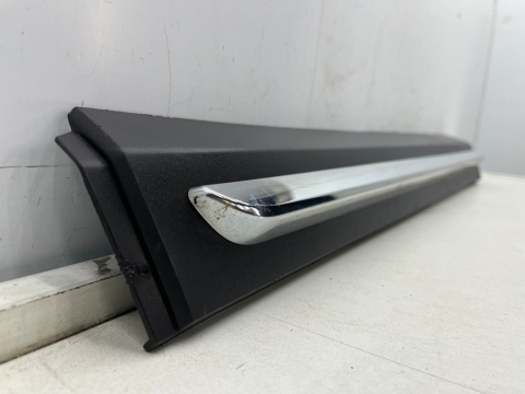 Listwa Mazda CX-3 CX3 14-21r. lewa przednia dolna nakładka drzwi CHROM lewy przód listewka chromowana d10e-51rb1