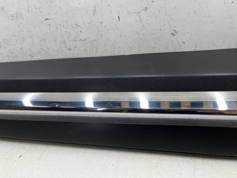 Listwa Mazda CX-3 CX3 14-21r. lewa przednia dolna nakładka drzwi CHROM lewy przód listewka chromowana d10e-51rb1