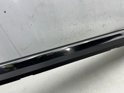 Listwa Mazda CX-3 CX3 14-21r. lewa przednia dolna nakładka drzwi CHROM lewy przód listewka chromowana d10e-51rb1