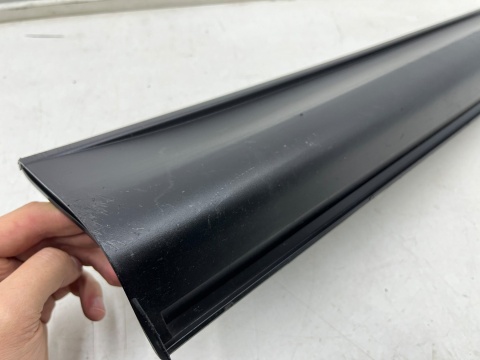 Listwa Mazda CX-5 II KF CX5 II 17r.- nakładka dolna drzwi prawych tylnych próg prawy tył kb7w-51rc1