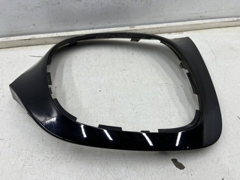 Listwa Smart Forfour II w453 14-19r. prawa nakładka ramka lampy tylnej obramówka a4538850222