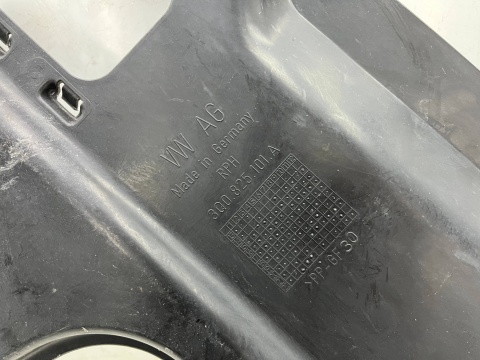 Osłona podwozia VW Passat B8 Superb 3 III Arteon 15-24r. LEWA tylna osłona dolna płyta oryginalna 3q0825101a
