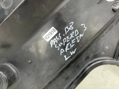 Osłona podwozia VW Passat B8 Superb 3 III Arteon 15-24r. LEWA tylna osłona dolna płyta oryginalna 3q0825101a