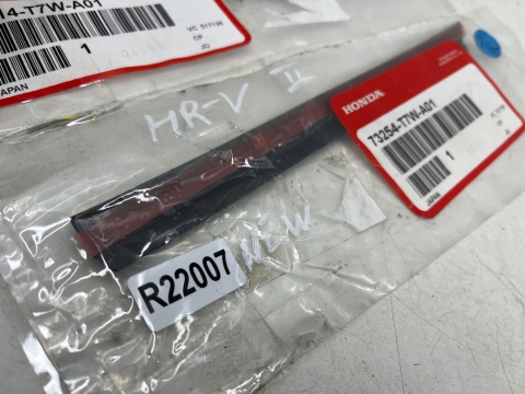 Uszczelka Honda HR-V II 13-21r. NOWA guma szyby klapy bagażnika uszczelnienie szyby prawa lewa KPL 74440-t7a-003