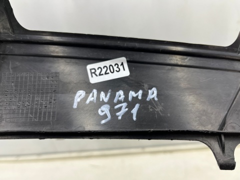 Osłona chłodnicy Porsche Panamera II 971 16-20r. kierownica powietrza żaluzji pasa przedniego ramka wlot atrapy 971121710g