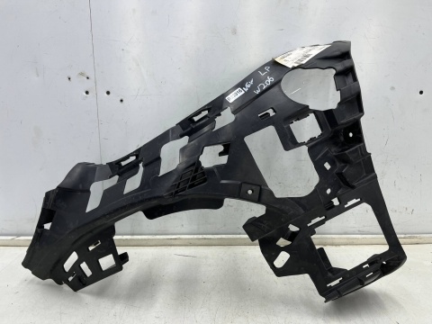 Ślizg Mercedes w206 C-klasa 21r.- NOWE lewe przednie mocowanie zderzaka wspornik uchwyt lewy przód NOWY ORYGINALNY a2068855905