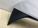 Spoiler Porsche Cayenne III 9y 17r.- kolor M9A lotka na dach klapy bagażnika 9y0827937