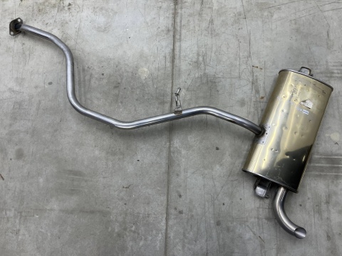 Wydech Toyota Auris 2 II E18 12-18r. 1.8 Hybrid NOWY tłumik końcowy oryginalny 17430-0T201