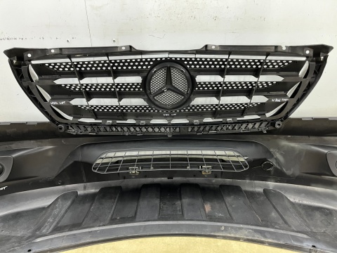 Zderzak przedni Mercedes W906 Sprtiner 2 II 13-18r. Lift przód 