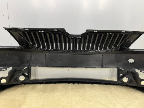 Zderzak przedni Skoda Octavia 3 III 12-16r. Przedlift przód 5E0807221 zamiennik