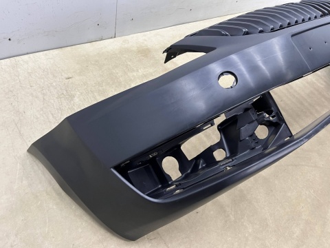 Zderzak przedni Skoda Octavia 3 III 12-16r. Przedlift przód 5E0807221 zamiennik