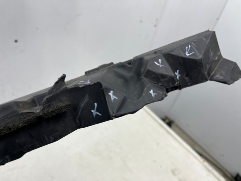 Belka zderzaka Toyota Corolla E21 XII 18r.- przednie DOLNE wzmocnienie chłodnic + absorber plastikowy 52618-02180