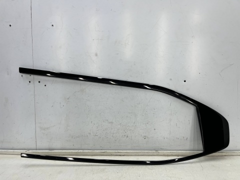 Listwa Polestar 2 20r.- prawa tylna listewka ozdobna nakładki ramki drzwi prawy tył 31689573