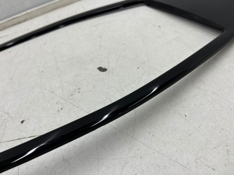 Listwa Polestar 2 20r.- prawa tylna listewka ozdobna nakładki ramki drzwi prawy tył 31689573