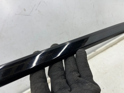 Listwa Polestar 2 20r.- prawa tylna listewka ozdobna nakładki ramki drzwi prawy tył 31689573