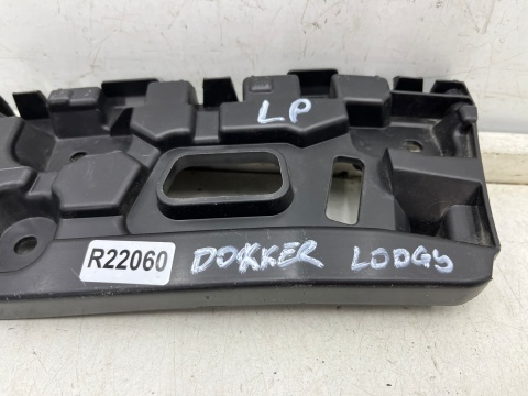 Ślizg Dacia Dokker Lodgy 12-21r. LEWE przednie mocowanie zderzaka wspornik uchwyt lewy przód 622234794r