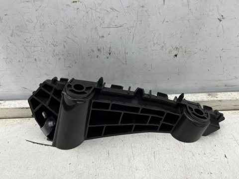 Ślizg MG ZS VS 2017r.- prawe przednie mocowanie zderzaka wspornik prawy przód 11026368 zs11emce