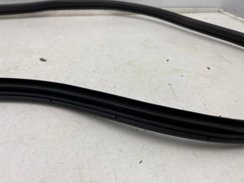 Uszczelka Hyundai Tucson 3 III 15-20r. NOWA prawa tylna wewnętrzna guma drzwi prawy tył 83120d7000