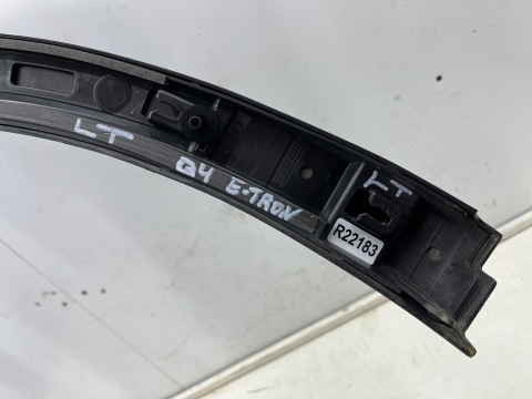 Listwa Audi Q4 e-tron Etron + Sportback 89b 21r.- lewy tylny rant nadkola błotnika nakładka lewy tył 89a853817e