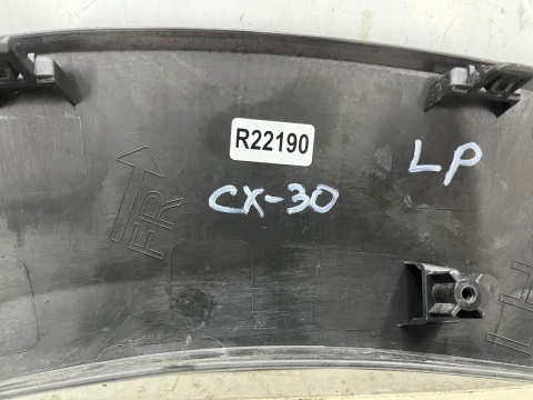 Listwa Mazda CX-30 CX30 2019r.- lewa przednia nakładka błotnika zderzaka lewy przód dfr5-51w81