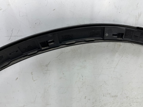Listwa Polestar II 2 20r.- lewy tylny rant nadkola błotnika nakładka lewy tył 32216388