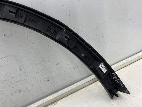 Listwa Polestar II 2 20r.- lewy tylny rant nadkola błotnika nakładka lewy tył 32216388
