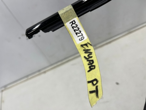 Listwa Skoda Enyaq iV 20r.- prawa tylna listwa zgarniająca uszczelka zewnętrzna szyby drzwi prawy tył