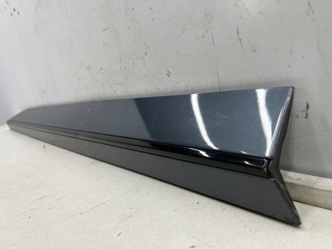 Listwa Skoda Superb 3 III sedan kombi SPORTLINE 15-24r. lewa przednia listwa dolna drzwi lewy przód 3v0854939