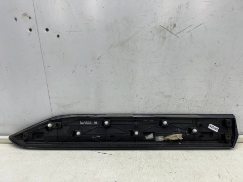 Listwa Skoda Superb 3 III sedan kombi SPORTLINE 15-24r. lewa tylna listwa dolna drzwi lewy tył 3v0853595a