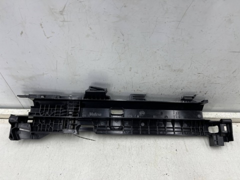 Mocowanie chłodnicy BMW 3 G20 G21 Z4 G29 18r.-  NOWY prawy wspornik panel boczna chłodnic pasa Oryginalne 8666839