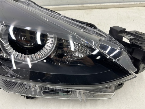Lampa reflektor Mazda 2 III LIFT DJ DL 2019r.- PRAWA przednia LED prawy przód 13 pin d43n-51030