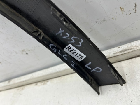 Listwa Mercedes GLC I w253 x253 15-19r. lewy przedni rant nadkola błotnika nakładka lewy przód a2538850522