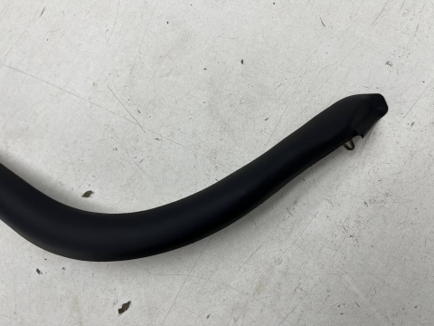 Uszczelka Porsche Cayenne II 7p 10-18r. NOWA OE lewa tylna guma drzwi uszczelnienie na błotnik lewy tylny karoseryjna wewnętrzna