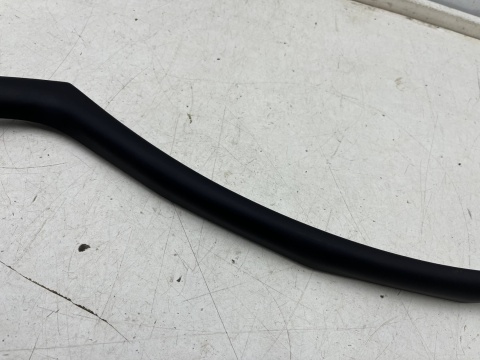 Uszczelka Porsche Cayenne II 7p 10-18r. NOWA OE lewa tylna guma drzwi uszczelnienie na błotnik lewy tylny karoseryjna wewnętrzna