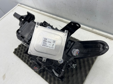 Lampa reflektor Mazda 3 IV BP 19r.- PRAWA przednia LED prawy przód 8 pin EUROPA bcjh-51030