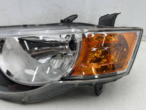 Lampa reflektor Mitsubishi Colt 6 VI Z30 LIFT 08-12r. LEWA przednia ORYGINALNA lewy przód EUROPA 8301b179