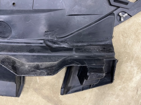 Osłona pod zderzak Mercedes Citan w420 21r.- przednia płyta dolna podwozia pod silnik przód a4208880300