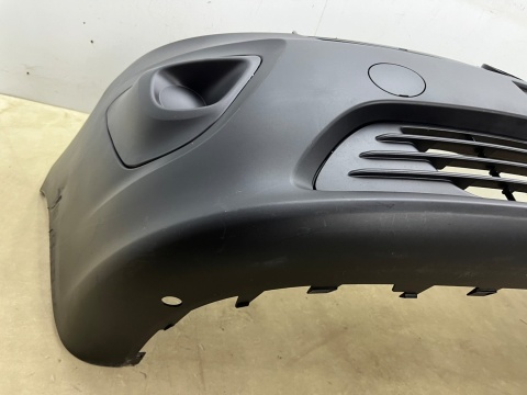 Zderzak przedni Opel Vivaro B 14-19r. przód 620228716R