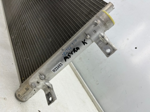 Chłodnica klimatyzacji Opel Astra K 15-22r. skraplacz klimy 39131676