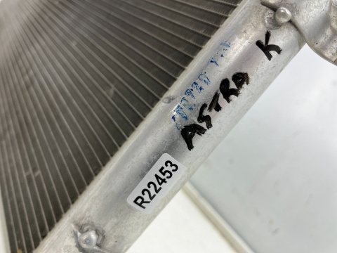 Chłodnica klimatyzacji Opel Astra K 15-22r. skraplacz klimy 39131676