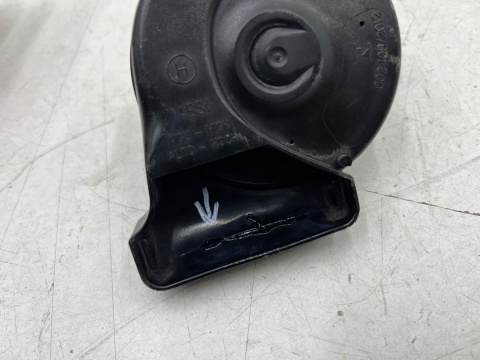 Klakson Skoda Octavia III IV Fabia III IV Scala 12-24r. sygnał dźwiękowy trąbka 5q0951223b