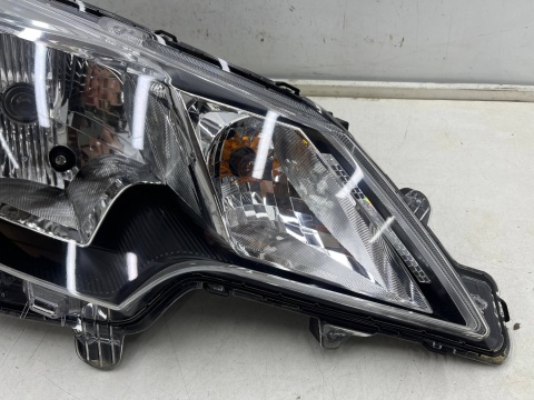 Lampa reflektor Mitsubishi Space Star LIFT 19-24r. prawa przednia ORYGINALNA Europa prawy przód 8301d446