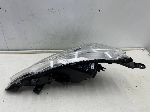 Lampa reflektor Mitsubishi Space Star LIFT 19-24r. prawa przednia ORYGINALNA Europa prawy przód 8301d446