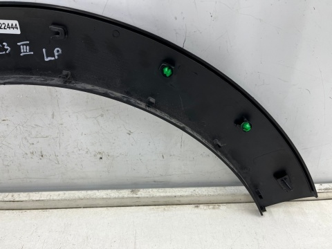 Listwa Citroen C3 III 16r.- lewy przedni rant nadkola błotnika zderzaka nakładka lewy przód 9812088680