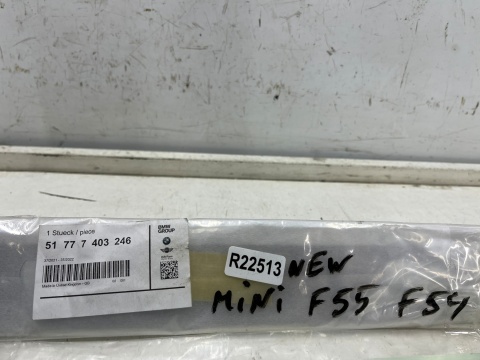 Nakładka progu Mini Cooper F55 5D Clubman F54 15-24r. NOWA lewa prawa przednia nakładka na listwe progową wewnętrzną z naklejką