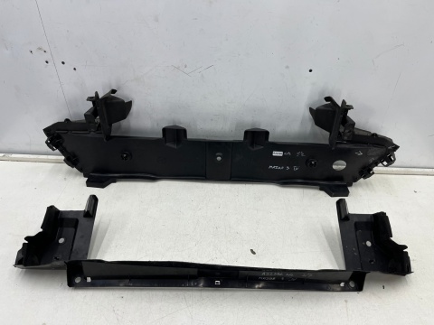 Osłona chłodnicy Mazda 3 IV BP 19r.- górna i dolna kierownica powietrza pasa przedniego wlot atrapy KPL bcka-507m1 bckc-50a21