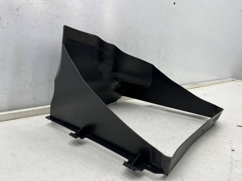 Osłona chłodnicy Panamera III 972 976 23r.- PRAWY wlot kierownica powietrza intercoolera 976121674