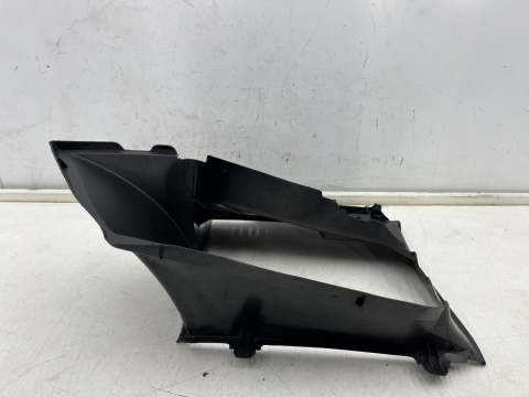 Osłona chłodnicy Porsche Panamera II 971 16-23r. lewy wlot kierownica powietrza intercoolera 971121333f