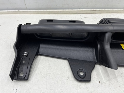 Osłona pasa Mercedes GLC I w253 x253 15-22r. kierownica powietrza nakladka górny wlot a2535000155 a2535000255